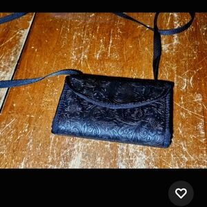 Vintage Dark Chocolate Womens Handbag. Several Compatments. Pockets.